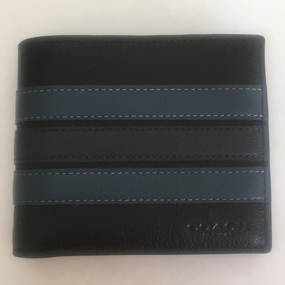 NEW Men's COACH Signature Bi Fold Wallet  NWT